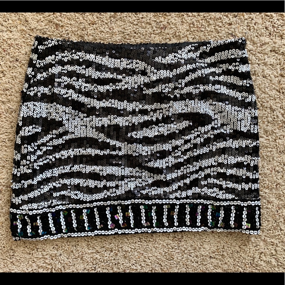 Forever 21 Black & White Sequin Mini Skirt